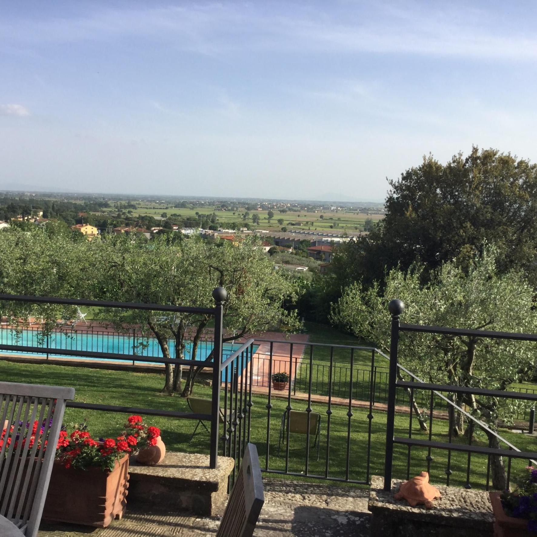 Agriturismo Borgo Tra Gli Olivi كاستيجليون فيورنتينو المظهر الخارجي الصورة
