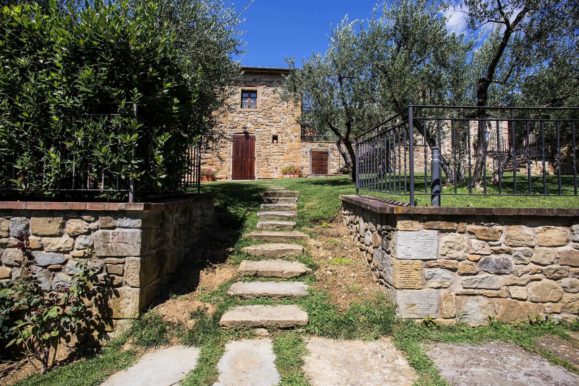 Agriturismo Borgo Tra Gli Olivi كاستيجليون فيورنتينو المظهر الخارجي الصورة